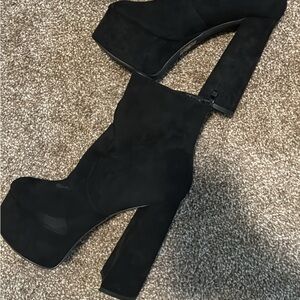 Go Go Platform Boots